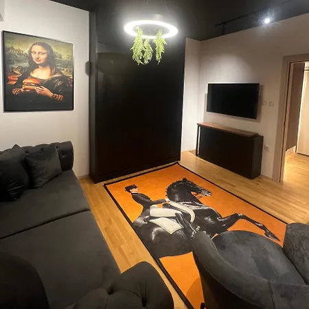 Demo Black Ii Apartment